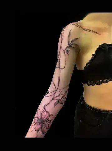 tatoueur minimaliste Saint-Grégoire-1