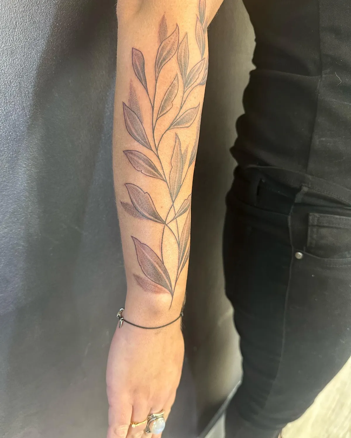 tatoueur minimaliste saint jacques de la lande