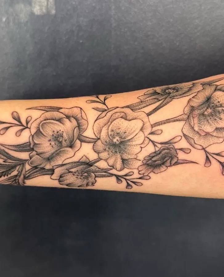 tatoueur minimaliste saint jacques de la lande