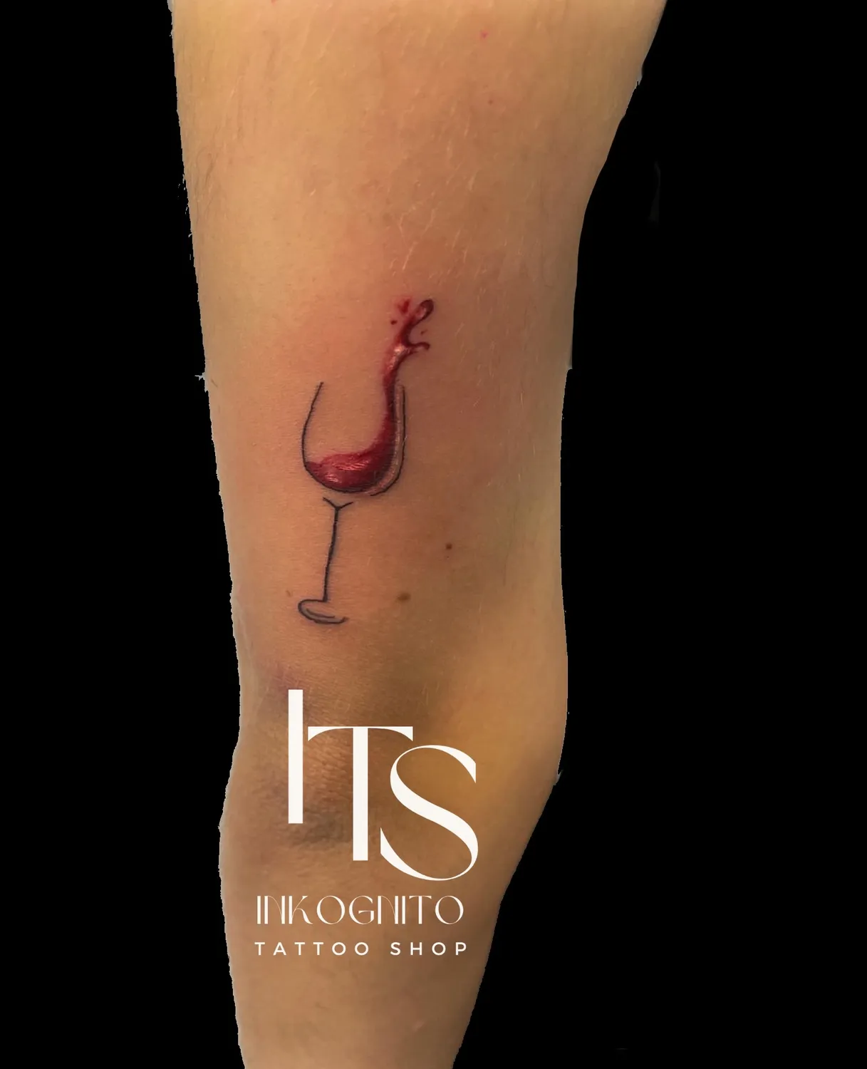 tatoueur minimaliste vezin le coquet